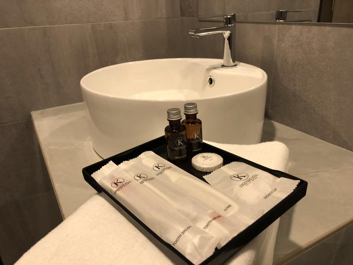 K Boutique Hotel Teluk Intan Bagian luar foto