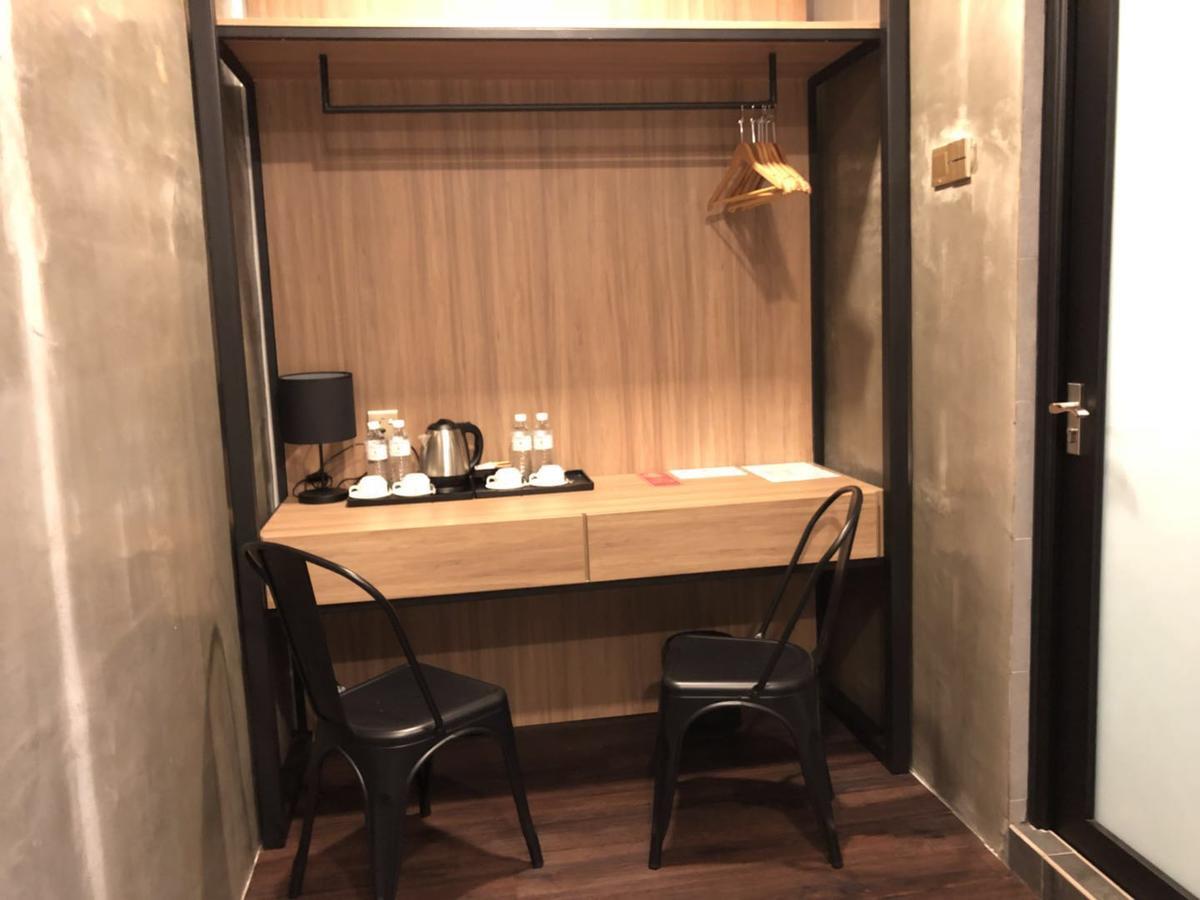 K Boutique Hotel Teluk Intan Bagian luar foto