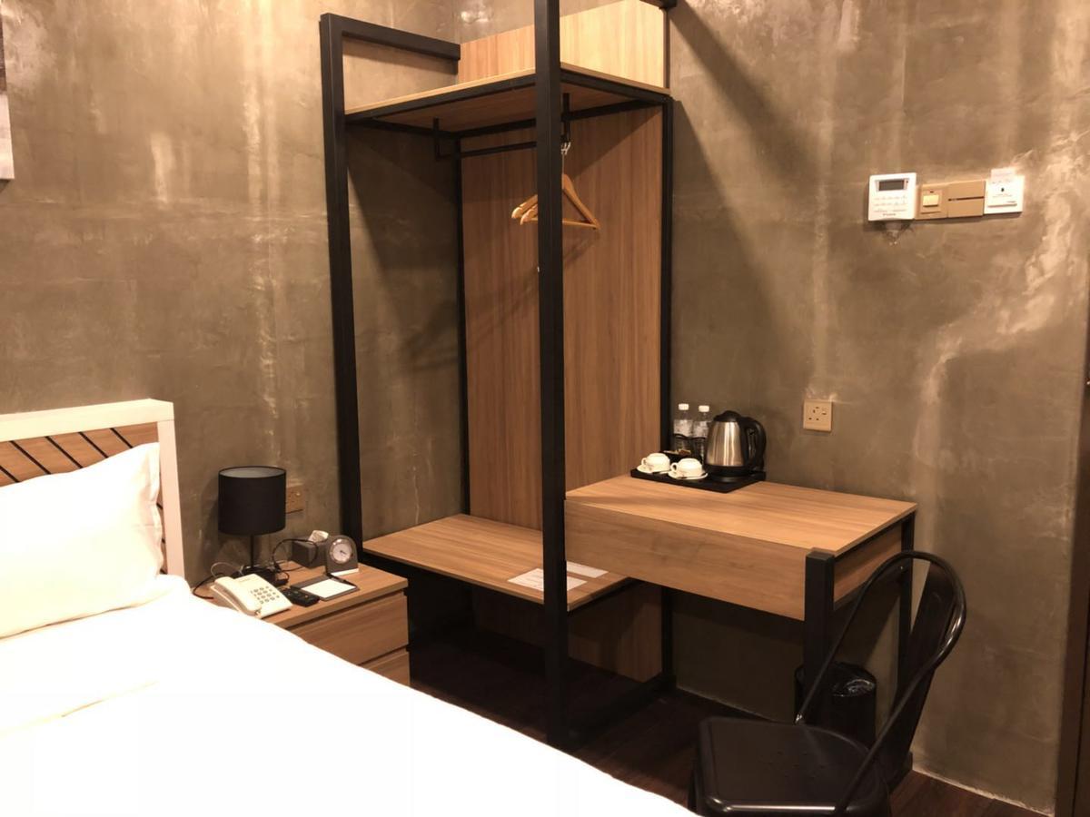 K Boutique Hotel Teluk Intan Bagian luar foto